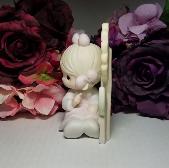 Precious Moments A Growing Love - Picture 2 of 5